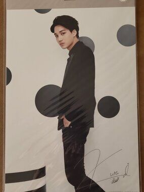 EXO KAI SMTOWN A4 OFFICIAL SEALED/NEW/DISCONTINUED